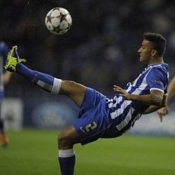Rumour: Manchester United target Alex Sandro as replacement for Patrice Evra