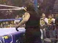Video: Undertaker vs. Isaac Yankem (Kane)