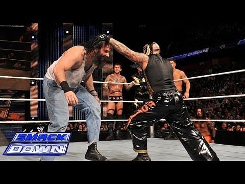 Video: 12 Man Tag Team Match - WWE SmackDown