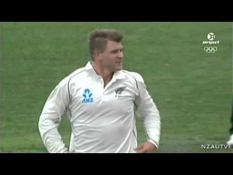 Video: A Kiwi who can fly! Trent Boult takes a stunning catch
