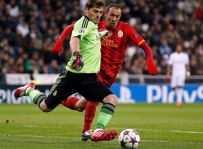 Arsenal linked with sensational swoop for modern legend
