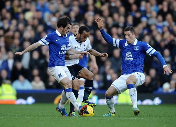 Rumour: Chelsea preparing player plus cash deal for Everton stars - Leighton Baines and Ross Barkley