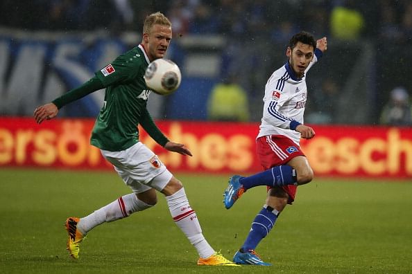 Rumour : Arsenal to bid for Hamburg midfielder Hakan Calhanoglu
