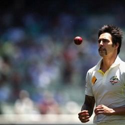 Mitchell Johnson: "England batsmen have it uneasy against my bowling"