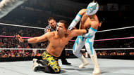 Sin Cara wins!
