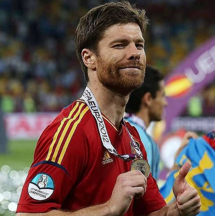 Rumour Xabi Alonso Set To Snub Chelsea Liverpool And Extend His Contract 