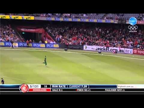 Video: Aaron Finch hits the Etihad Stadium roof