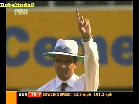 Video: Murali Karthik bowls out Australia for 93