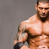 Batista wrestles first WWE Live Event after return