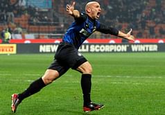 Chelsea and Manchester United to battle for Champions League winning box-to-box veteran
