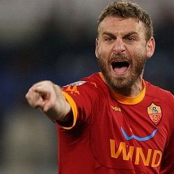 Daniele de Rossi: Manchester United move would have been suicidal