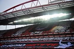 Benfica pay rich tribute to Eusebio in style