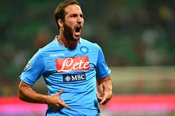 Rumour: Napoli reject £50 million bid from Chelsea for Gonzalo Higuain