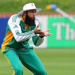 Stats: Leading ODI fielders - most catches in 2013