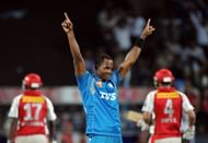 Pune Warriors India's bowler Marlon Samuels