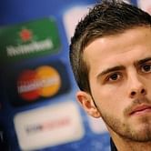 Manchester United move in for Pjanic and Marchisio