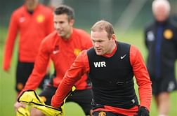 Manchester United duo Robin van Persie and Wayne Rooney to miss Chelsea clash
