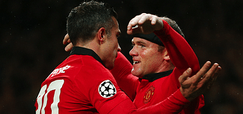 Robin van Persie and Wayne Rooney back in training for Manchester United