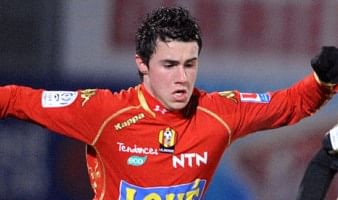 Scouting for Wenger: Three super Right Backs to replace Bacary Sagna