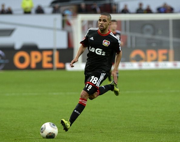 Schalke sign Sidney Sam from Bayer Leverkusen