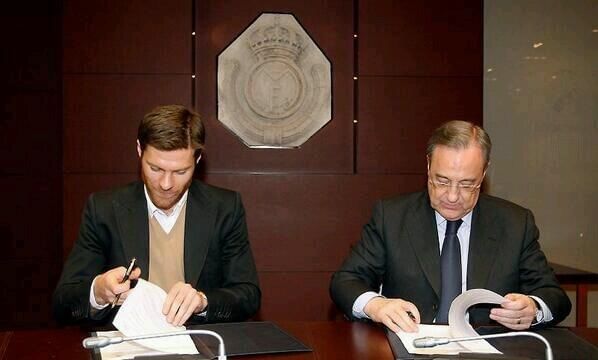 Xabi Alonso signs new 2 year deal with Real Madrid