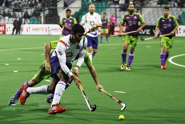 HIL 2014: Delhi Waveriders beat UP Wizards 4-3 to extend lead at the top