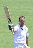 Stats: AB de Villiers breaks record for 50's in most consecutive Test matches