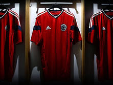 Colombian president wants nation to back football team