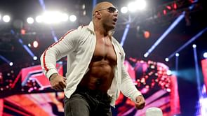 WWE Elimination Chamber 2014: 4 swerves for the main event