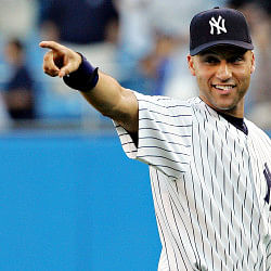 Yankee captain Derek Jeter playing for new contract in ALCS