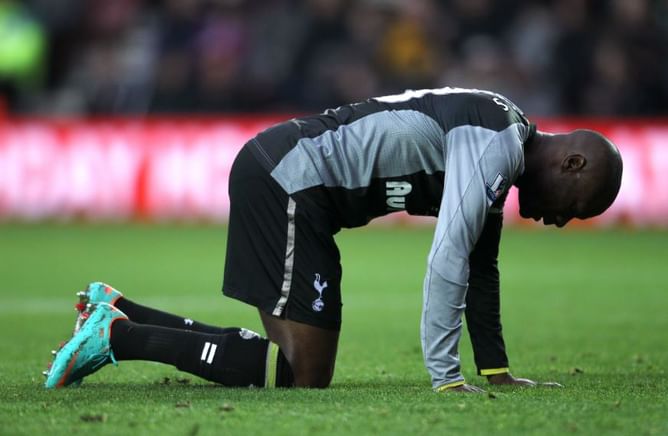 Video: Former Arsenal & Chelsea player, William Gallas embarasses himself