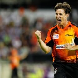 Brad Hogg on verge of a world record as Australia select T20 veterans for World Cup