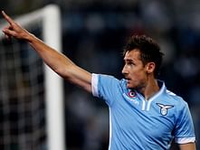 Rumour: Arsenal's hunt for Lazio striker Miroslav Klose hits a snag