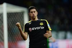 Robert Lewandowski's car tyres stolen in Dortmund