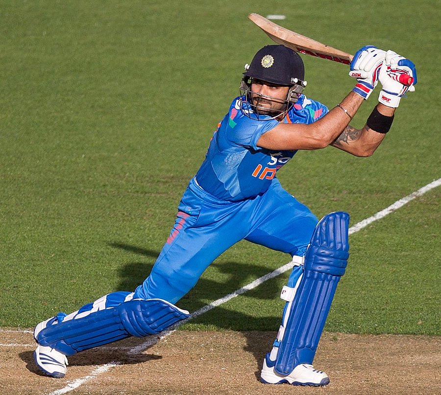 virat kohli white shoes pic