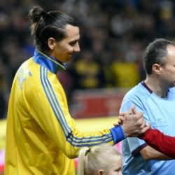 Zlatan Ibrahimovic and Cristiano Ronaldo troll each other on Twitter