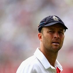 Jonathan Trott to return to cricket on April 1st