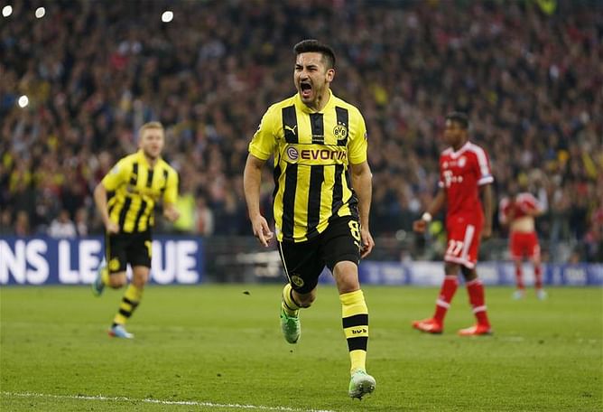 Rumour: Barcelona send doctor to assess Manchester United target