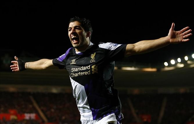 Wayne Rooney: "Luis Suarez is up there with Messi and Ronaldo"