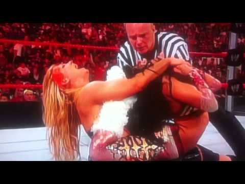Video: Most 'painful' WWE Divas moments