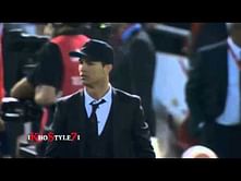 Video: The moment when Cristiano Ronaldo hugged Lionel Messi