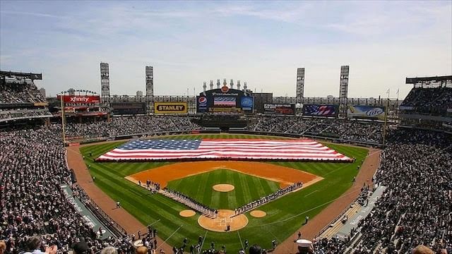 Kansas City Royals win home opener over White Sox