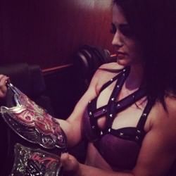 Paige vs Tamina Snuka for WWE Extreme Rules