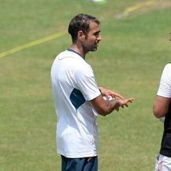 Shane Warne offers tips to South African bowlers ahead of World T20 semifinal