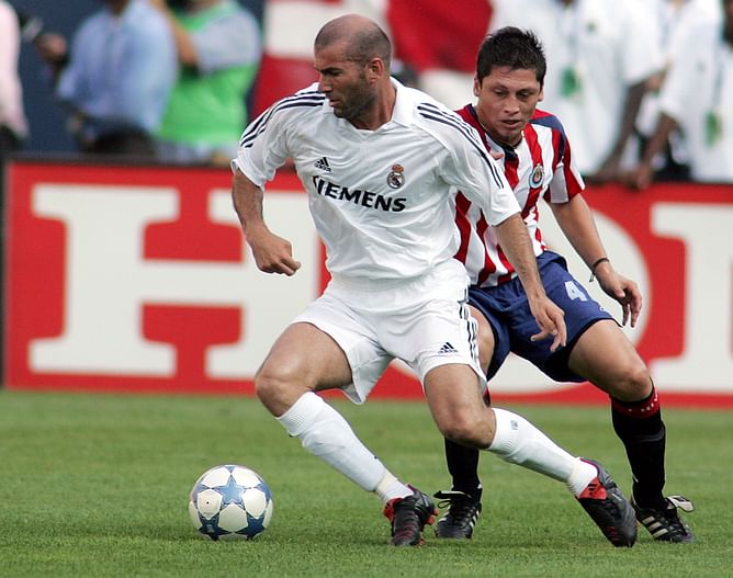 Zinedine Zindane tips Paul Scholes and Ryan Giggs to lead Man Utd
