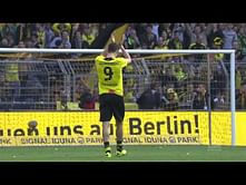 Robert Lewandowski moved to tears in his last Dortmund home game