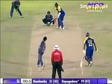 Video: India get wicket despite Ravindra Jadeja's no ball