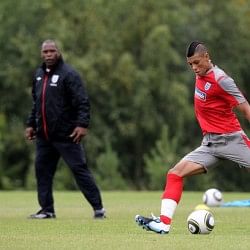 Noel Blake names 18 man squad to play in Euro 2014 Elites