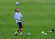 Tutorial How To Juggle A Soccer Ball