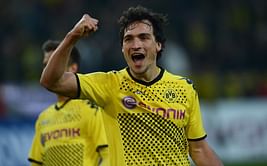 Mats Hummels' father has stated that he will not be joining Manchester United
